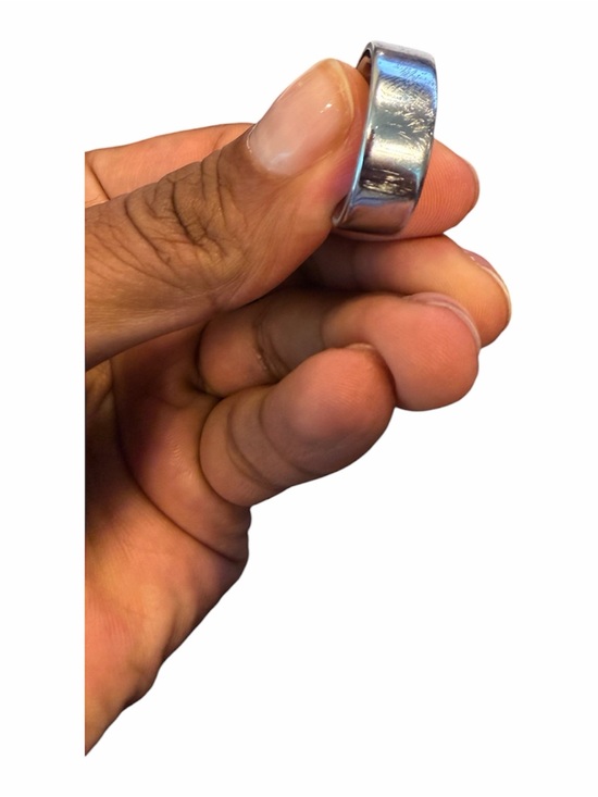 OURA Ring - Gen 4 - Silver - size 8 main image 0